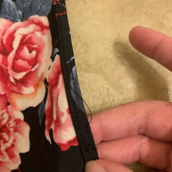 Reposh - Forever 21 Floral Bathing Suit Top - Picture 5 of 10